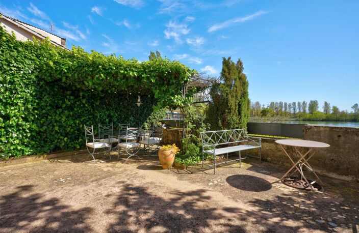 Propriété de caractère à Condrieu, en bord de Rhône — photo 4