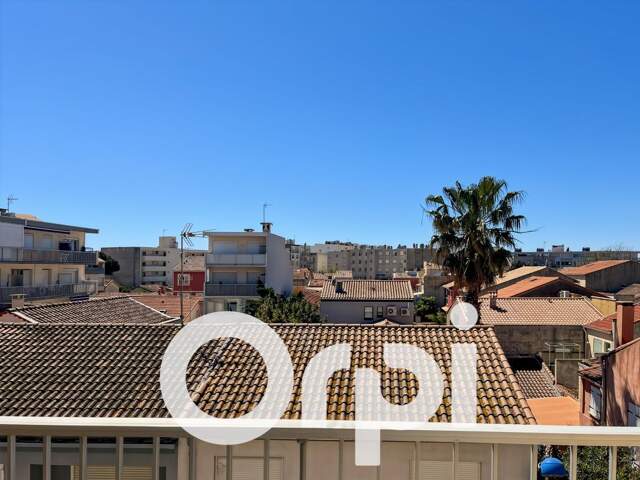 Appartement À Vendre 2 pièces terrasse climatisation — photo du bien