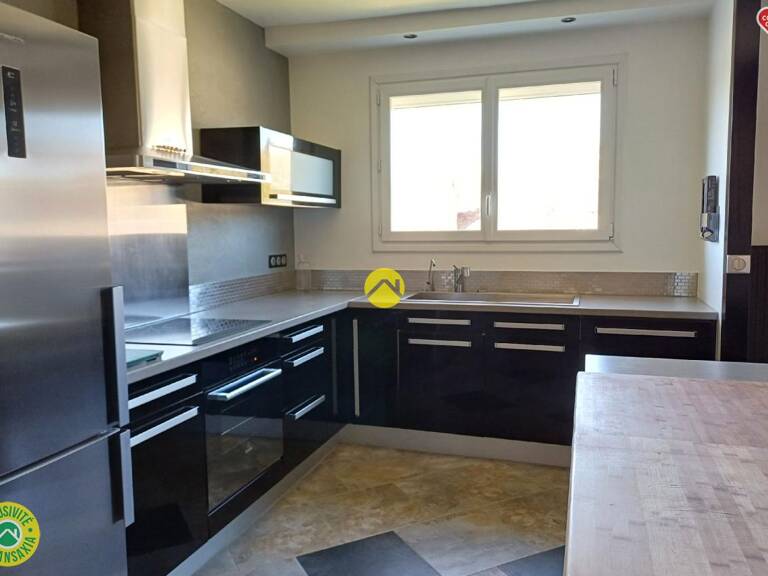 Maison 150 M2 Terrasse garage — photo 1