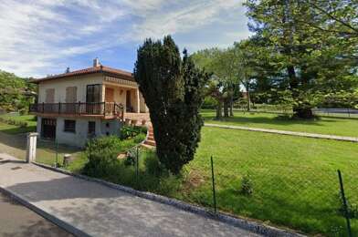 Maison 4 pièces 877 €