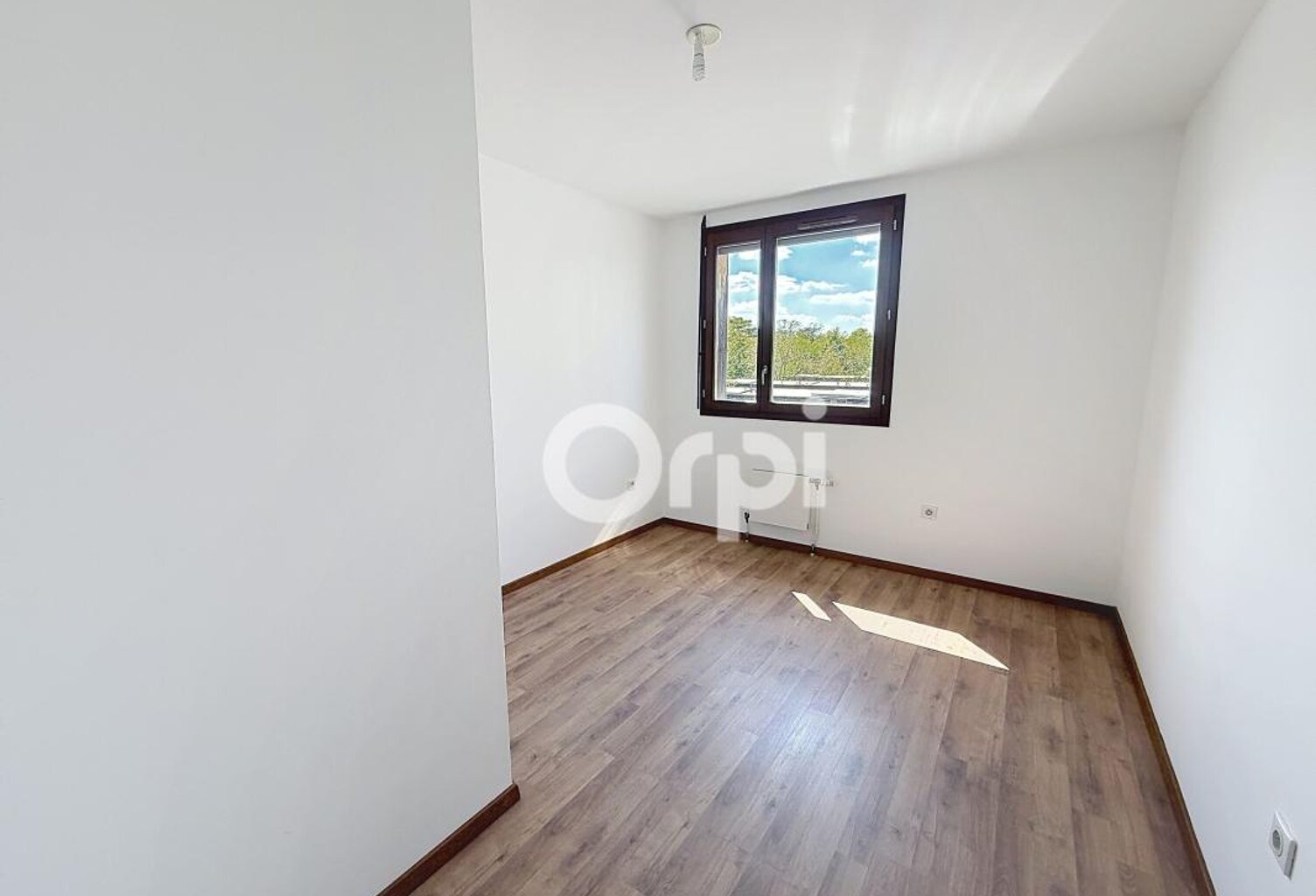 Appartement À Louer — photo 1