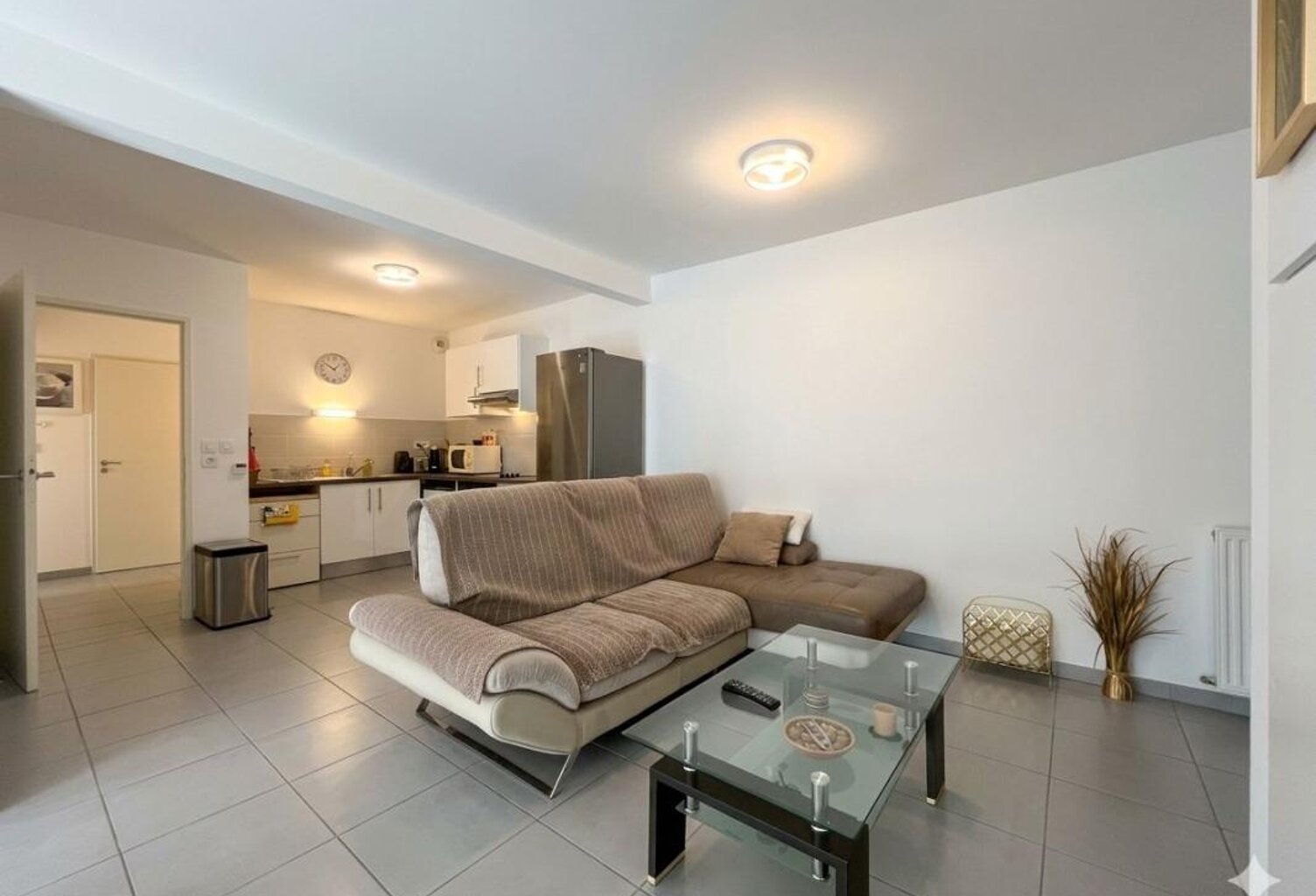 Appartement À Vendre — photo 1