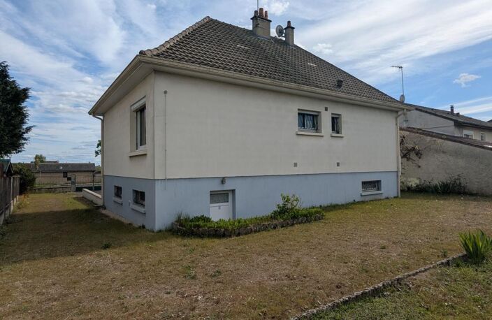 À VENDRE – Maison familiale indépendante à Ingré centre — photo 2