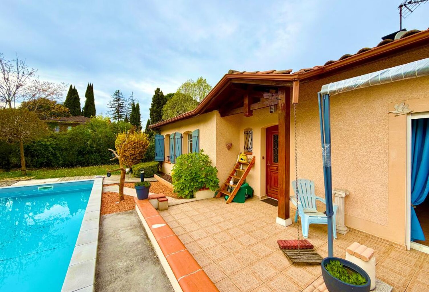 Villa à Auch : Calme, Piscine et Dépendance — photo 1