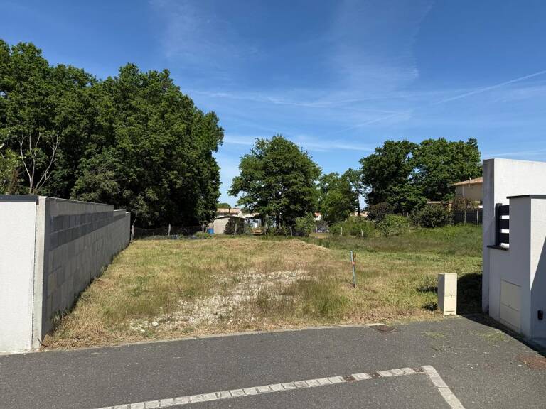 Superbe TERRAIN à bâtir de 1032 m² — photo 1