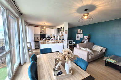 Appartement 3 pièces 240000 €