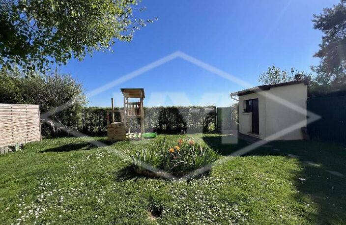 Vente maison 6 pièces 100 m² Combs-la-Ville (77380) — photo 2