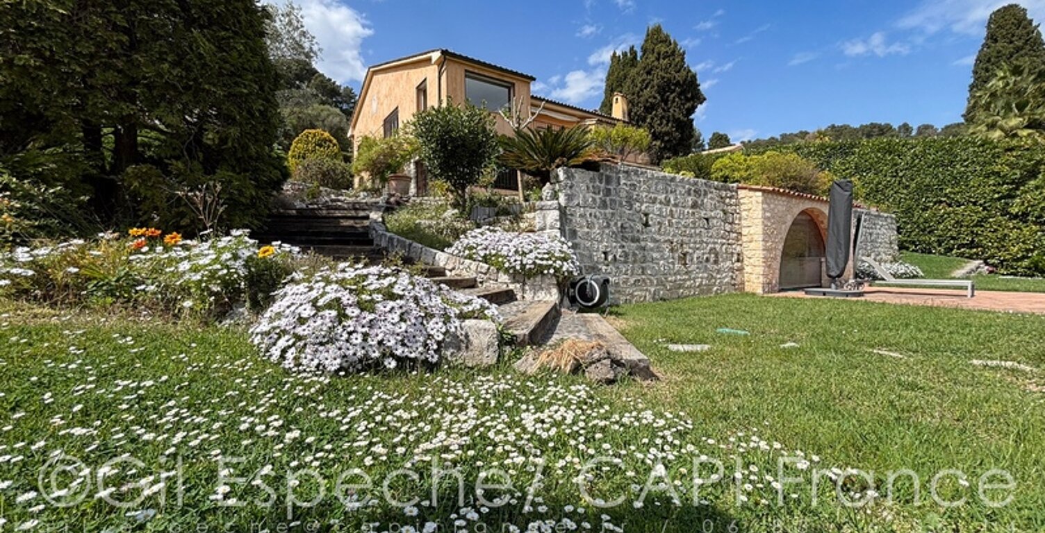 Villa 3 chambres vue sur Saint-Paul LA COLLE SUR LOUP (06) — photo 1