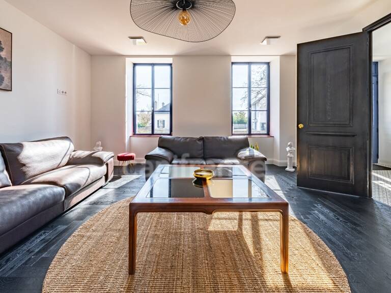 Propriété à vendre composée d'une demeure de Maitre et une deuxième maison avec piscine et jardin — photo 1