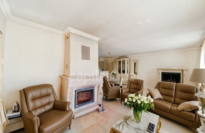 À vendre : Villa grand garage à CHATENOY-EN-BRESSE (71) – 4 chambres, 183 m² habitables terrain de 1728 m² — photo 5