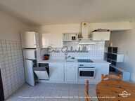 PORT DE PROPRIANO  : Votre appartement  3 pièces en duplex lumineux et calme sur cour en plein centre ville, plage et port au pied, idéal primo accedent,investissement locatif où résidence secondaire — photo 2