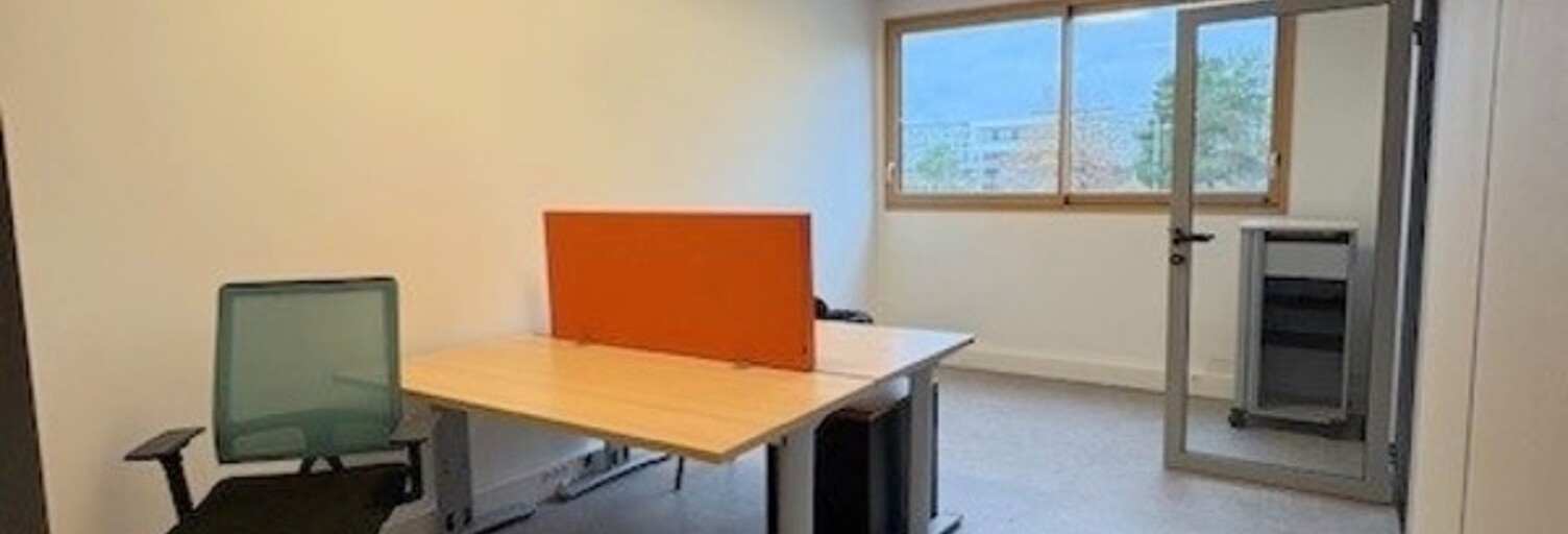 Bureau 1 Pièce 15 m² à louer à Saint-Étienne-du-Rouvray (76800)