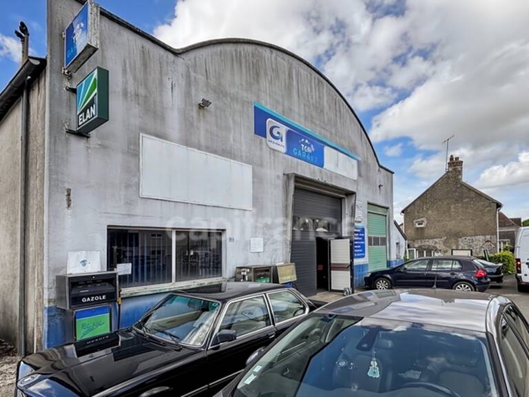 A VENDRE GARAGE AUTOMOBILE  SAINT REMY DU VAL (72) — photo 1