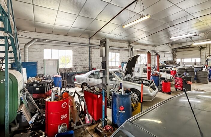 A VENDRE GARAGE AUTOMOBILE  SAINT REMY DU VAL (72) — photo 2