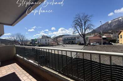 Appartement 4 pièces 164000 €
