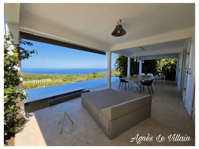 Villa avec Bungalow Plage à pied — photo du bien