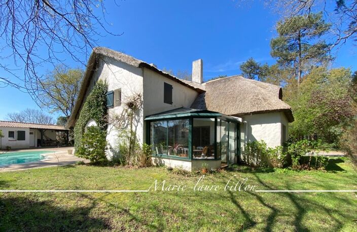 Maison à vendre 6 pièces NOTRE DAME DE RIEZ (85), 200 m2 habitable, 4960 m2 de terrain, piscine et annexes — photo 4