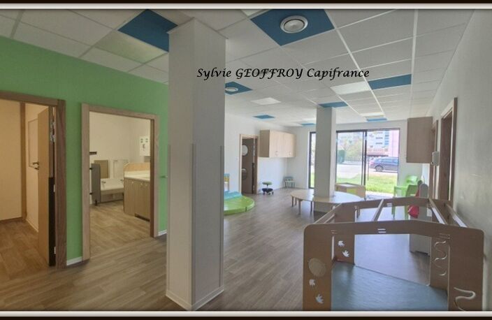 Local/bureau, crèche de 127 m2 à vendre sur EPINAL (88) — photo 2