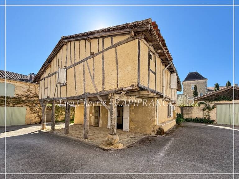 Maison à vendre 5 pièces proche de VIC FEZENSAC (32) 5 pièces de 100 m2 habitables avec 318 m2 de terrain divisé en 3 parcelles non attenantes — photo 1