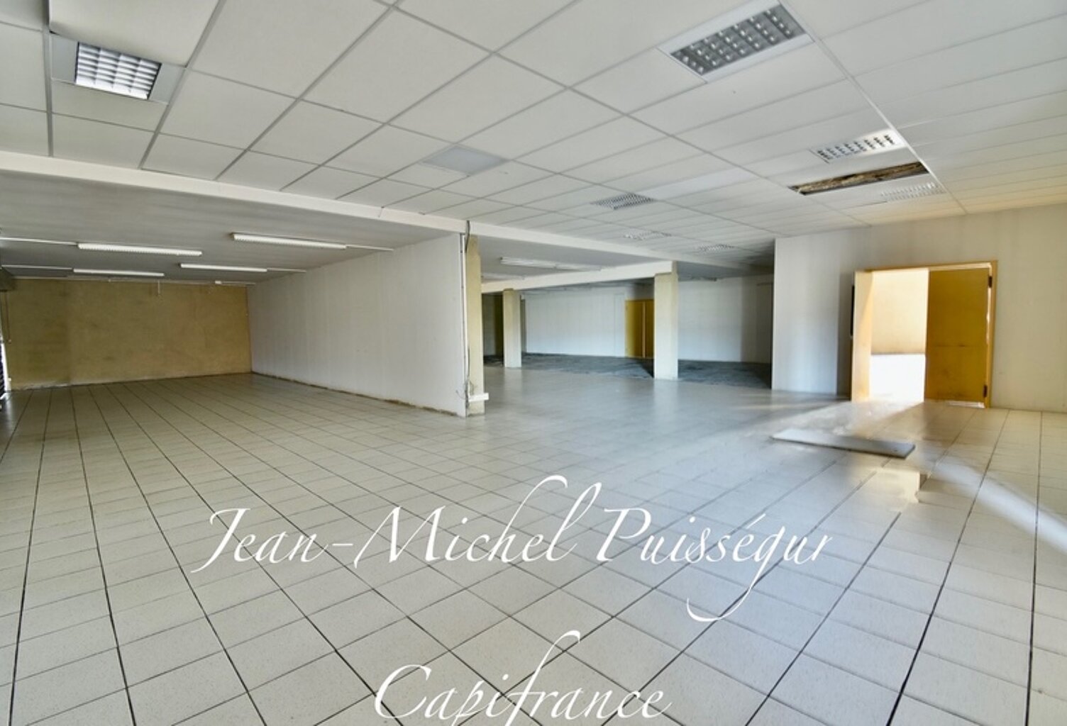 Dpt Haute Garonne (31), à louer SAINT GAUDENS Entrepôts et Bureaux 750m2 — photo 1