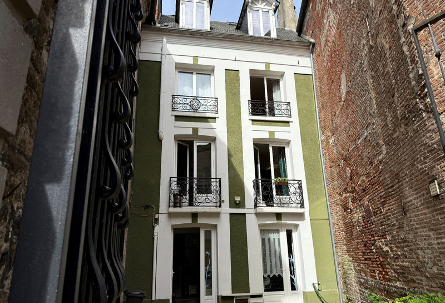 Exclusivité CAPIFRANCE – Maison de caractère 7 Pces en plein cœur de Dieppe — photo 1