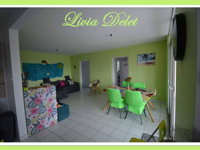Appartement F4, LUMINEUX, STRATÉGIQUE & RENTABLE au Lamentin ! — photo du bien