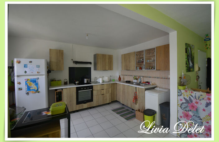 Appartement F4, LUMINEUX, STRATÉGIQUE & RENTABLE au Lamentin ! — photo 2