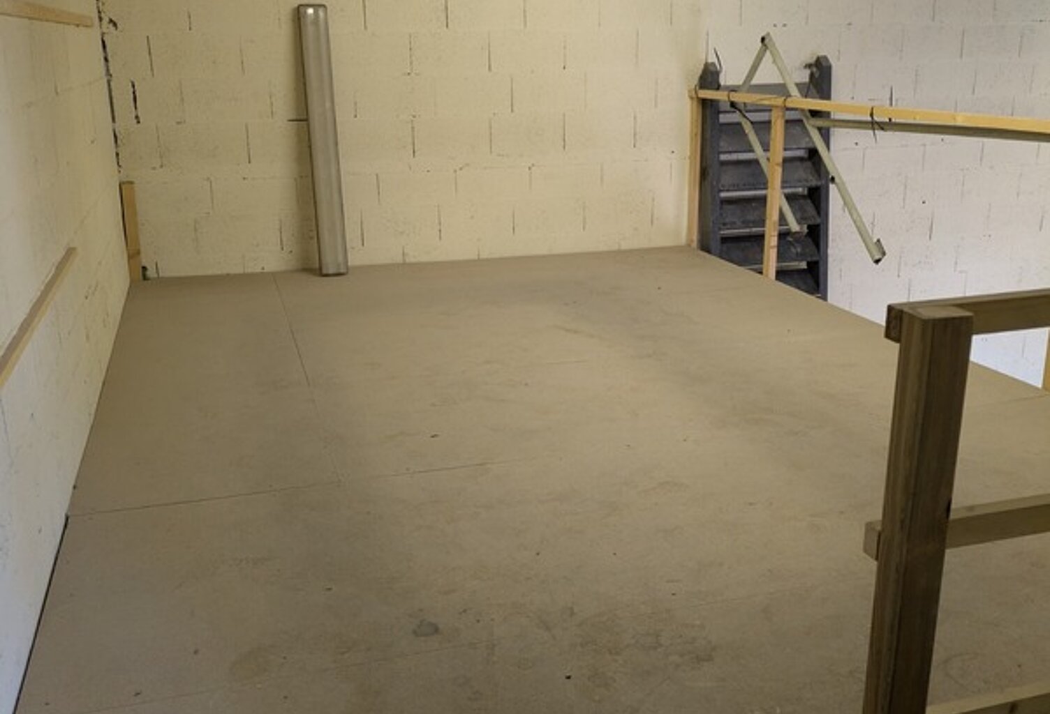 Dpt Savoie (73), à louer CHAMBERY local d'activité 110 M² — photo 1