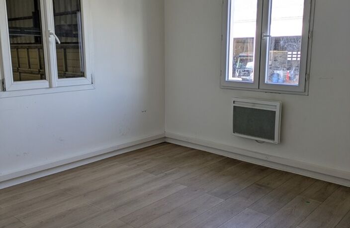 Dpt Savoie (73), à louer CHAMBERY local d'activité 110 M² — photo 3