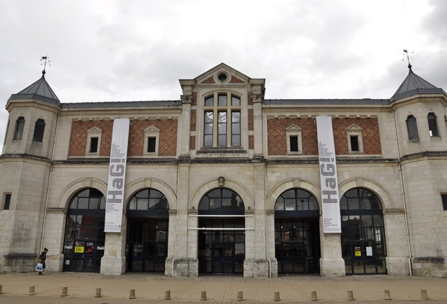 Immeuble à vendre BLOIS (41) Quartier historique – Proche Halle aux Grains — photo 1