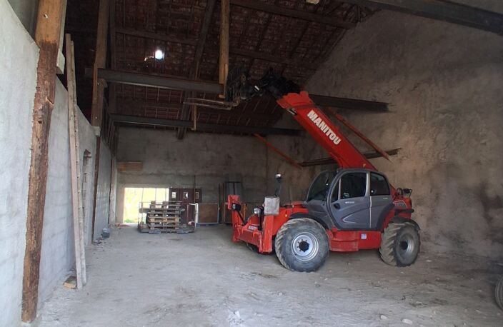 MAISON À RÉHABILITER ET GRANGE 226 M2 EXPLOITABLES / GARAGES ET TERRAIN À JONVILLE-EN-WOËVRE — photo 5