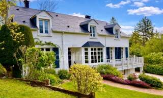 Maison 8 Pièces 286 m² à vendre à Vaucresson (92420)