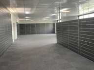 QUIMPER (29) Local/bureau à vendre local d'activité de 670 m² sur une parcelle de terrain de 7 700 m² — photo 2