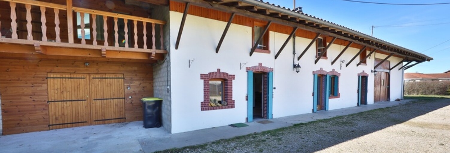 Maison 11 Pièces 294 m² à vendre à Saint-Amour (39160)