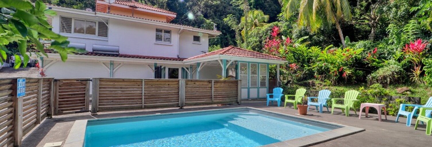 Maison 10 Pièces 308 m² à vendre à Sainte-Luce (97228)