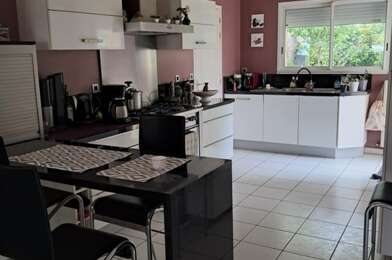 Maison 8 pièces 600000 €