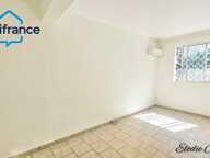 Belle opportunité Appartement à vendre 2 pièces LES ABYMES (971) — photo 4