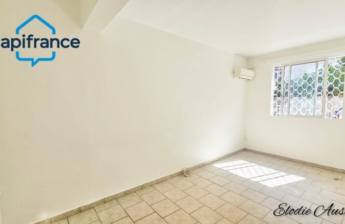 Belle opportunité Appartement à vendre 2 pièces LES ABYMES (971) — photo 4
