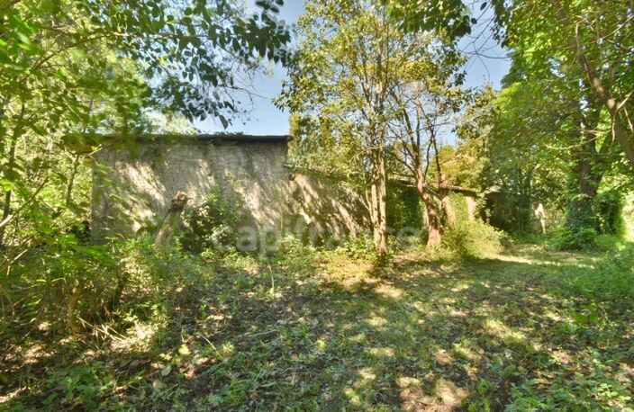 Terrain avec hangars dans la zone commerciale de SAINT CHRISTOL LES ALES (30) — photo 2