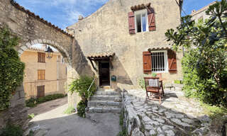 Maison 5 Pièces 75 m² à vendre à Aiguines (83630)