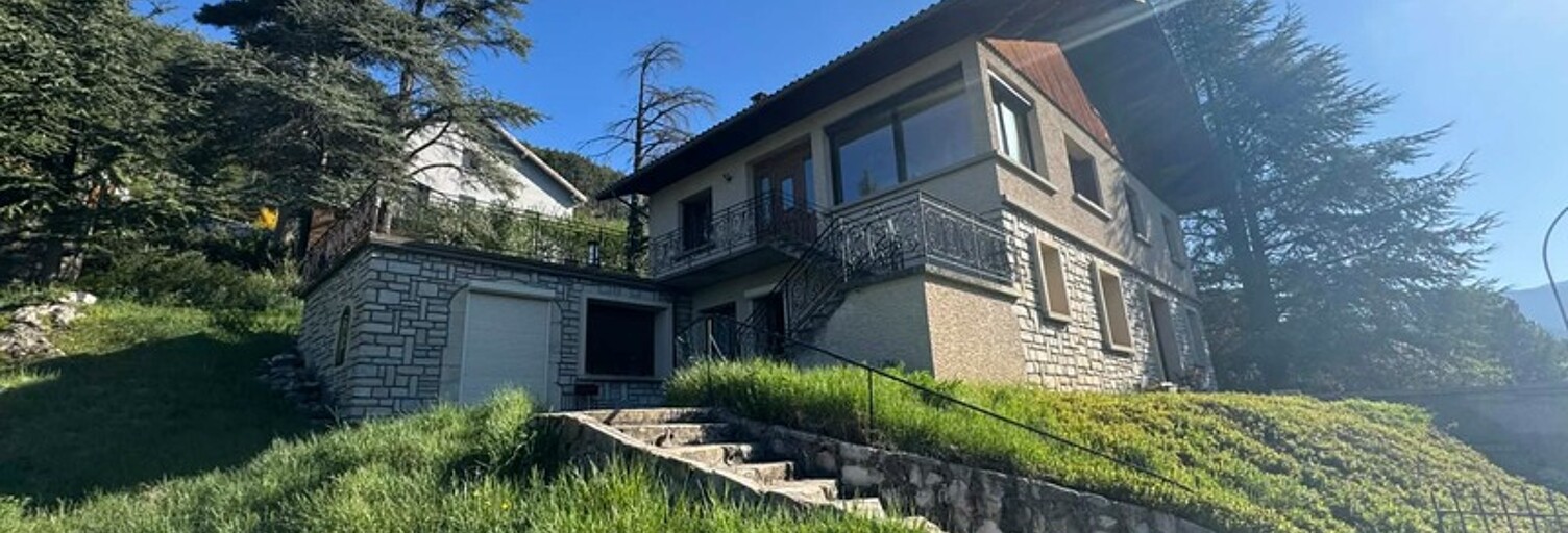 Maison 8 Pièces 242 m² à vendre à Veynes (05400)