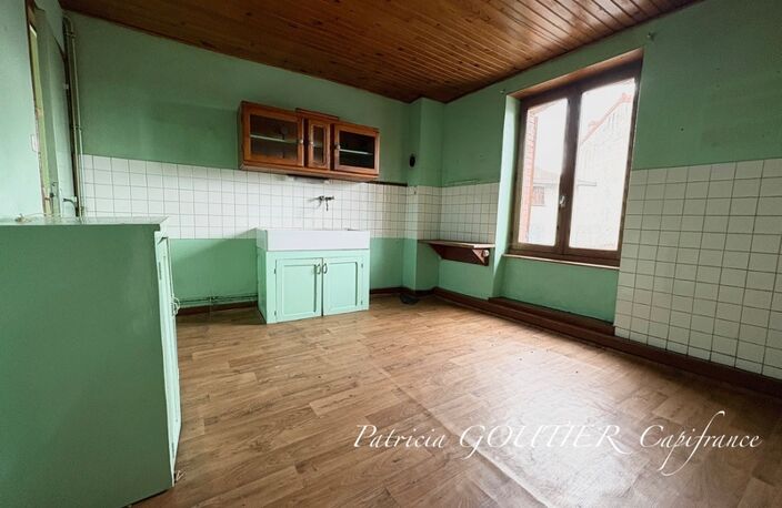 Proche de NOIRETABLE à vendre  APPARTEMENT de 68 M2 avec petit terrain non attenant — photo 2
