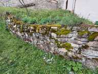 Proche de NOIRETABLE à vendre  APPARTEMENT de 68 M2 avec petit terrain non attenant — photo 3