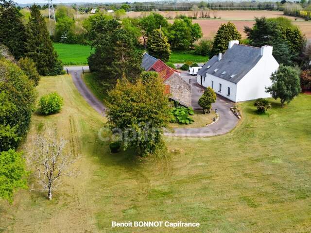 CONCARNEAU – PROPRIÉTÉ DE CARACTÈRE SUR PLUS D'UN HECTARE AVEC DÉPENDANCE DE 134 M² — photo du bien