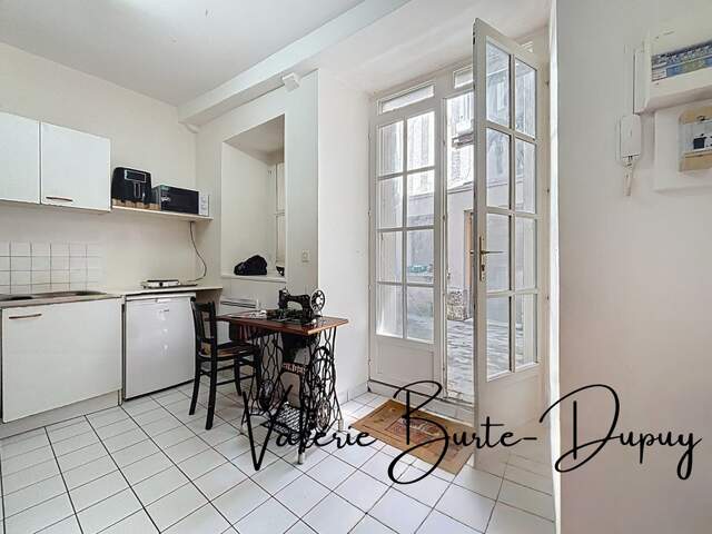 Orléans centre Immeuble à vendre avec courette — photo du bien
