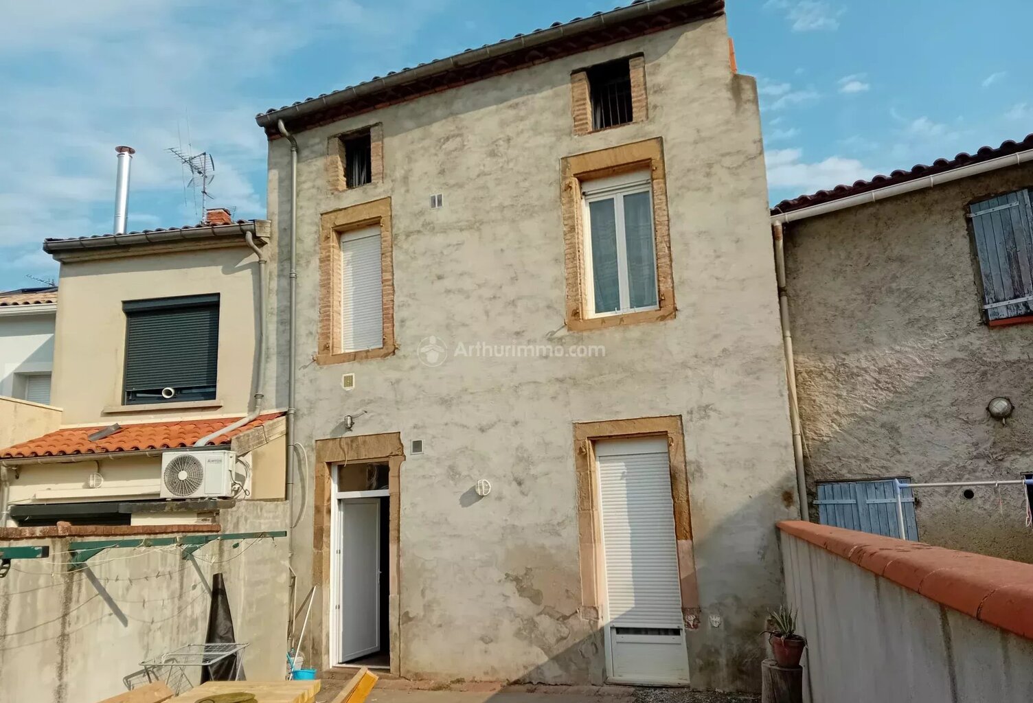 Carmaux Immeuble 3 appartements — photo 1
