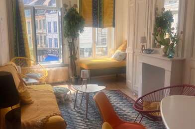 Appartement 5 pièces 1390 €