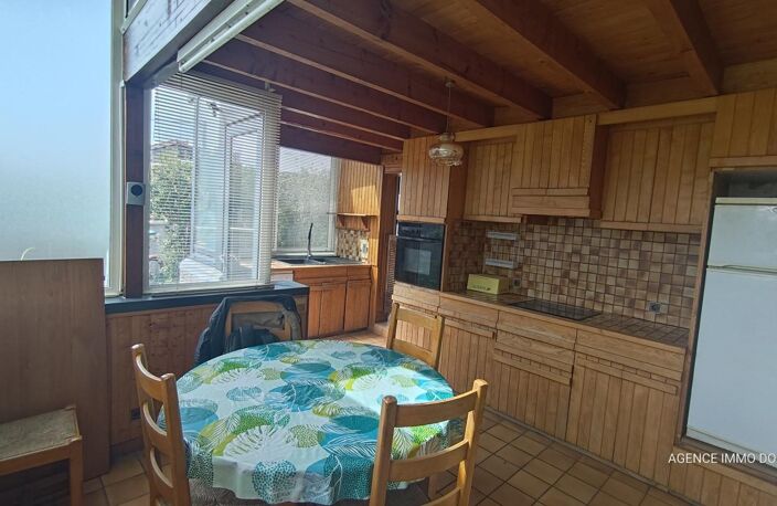 Maison, 8 pièces, 168 m² hab. Terrain. Piscine — photo 4