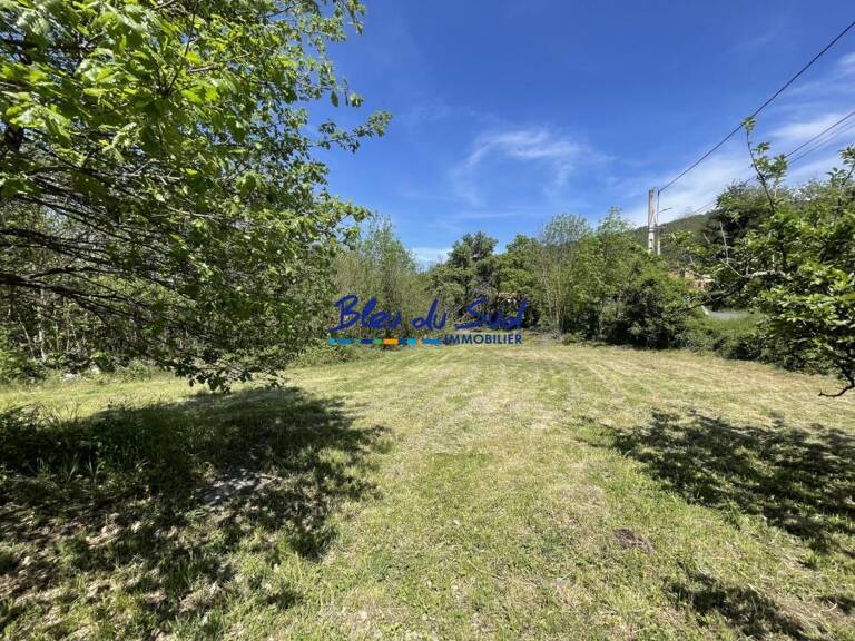 BEAU TERRAIN CONSTRUCTIBLE non viabilisé — photo 1