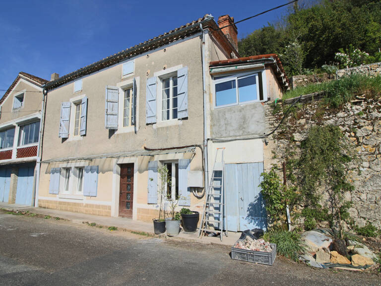 Maison atypique de 140 m2 située à Puy-l'Évêque, à deux pas — photo 1